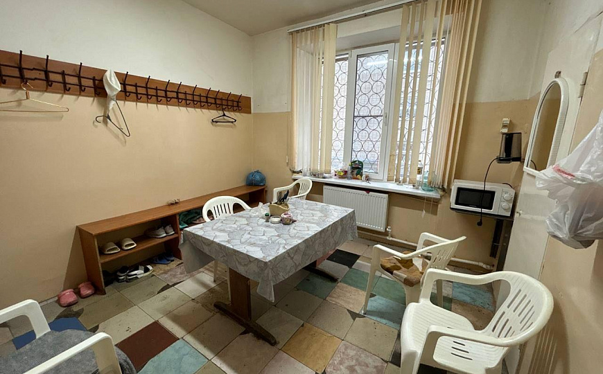 Продам отдельно стоящее здание, 563 м² с ЗУ и действующим производством !!! фото