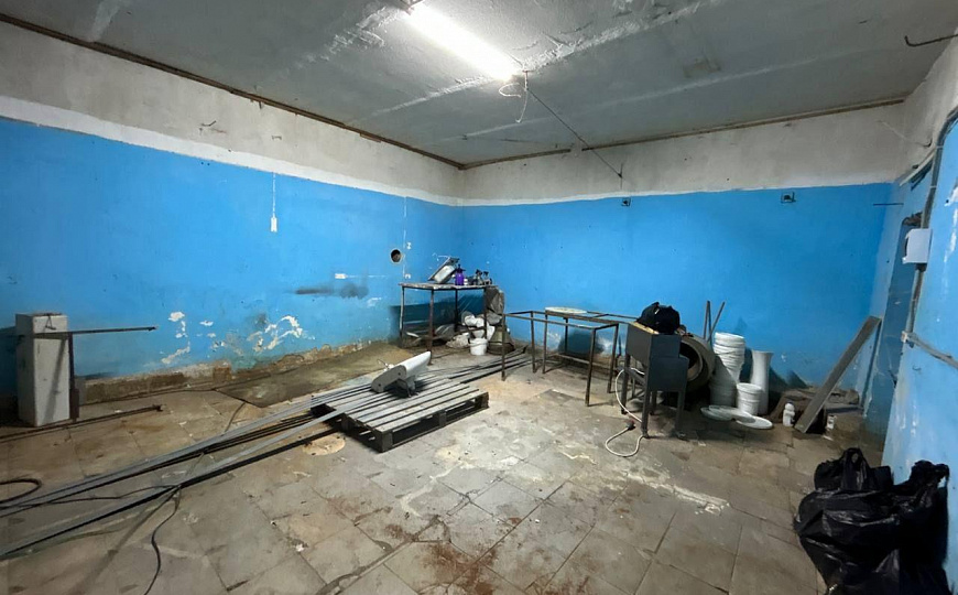 Продам отдельно стоящее здание, 563 м² с ЗУ и действующим производством !!! фото