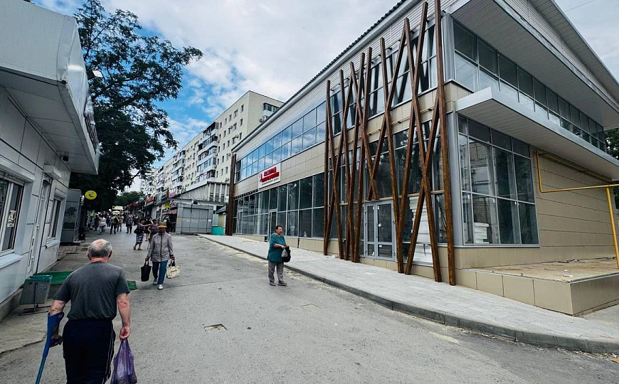 Офисы с витринами, мокрой точкой под бьюти сферу, от 25 м²  фото