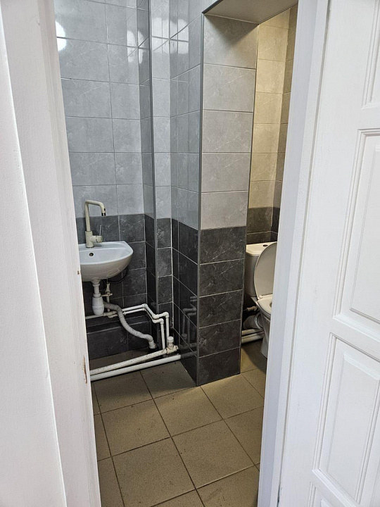 Сдаем торговые площади фото