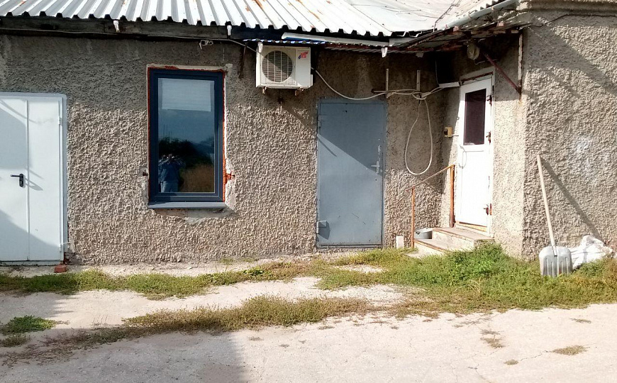 Продажа производственной базы. Действующий арендатор. фото