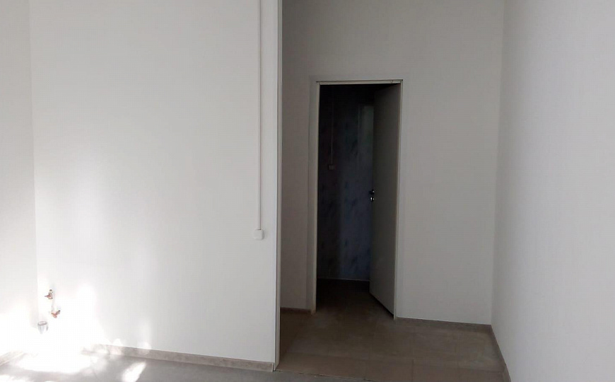 помещение с мокрой точкой под бьюти-услуги 21.3 м² фото