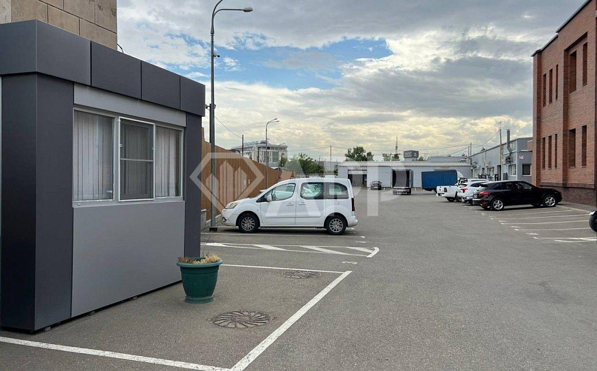 Сдаю офисное помещение, 117 м² фото