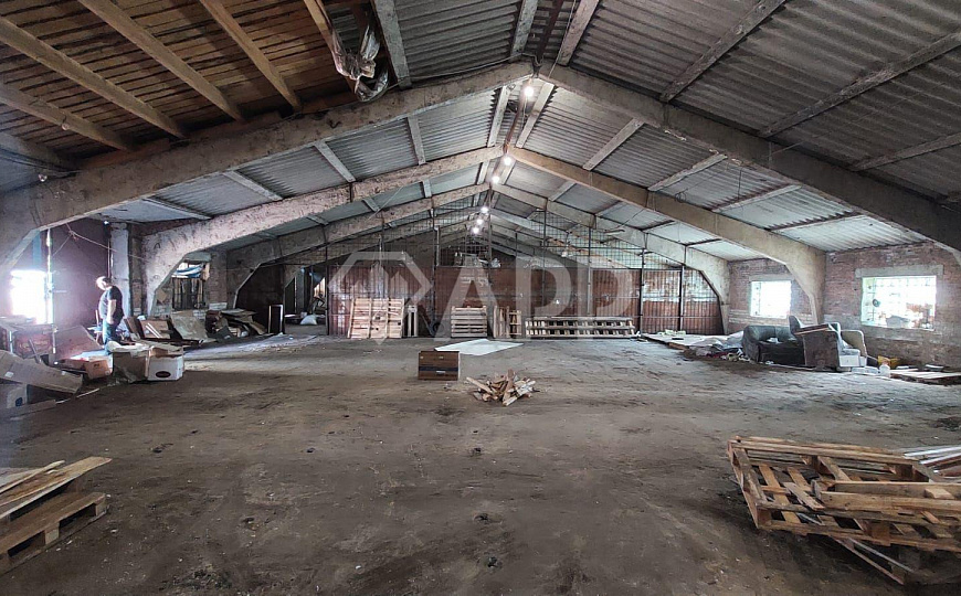 Сдам помещение под магазин, склад. 300 м² фото