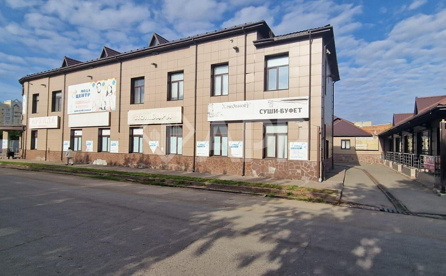 Площадь свободного назначения 200 м2 в БЦ на Профинтерна 6  фото