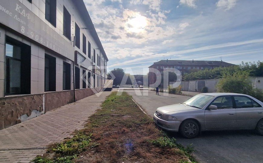 Площадь свободного назначения 200 м2 в БЦ на Профинтерна 6  фото