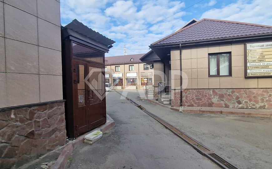 Площадь свободного назначения 200 м2 в БЦ на Профинтерна 6  фото