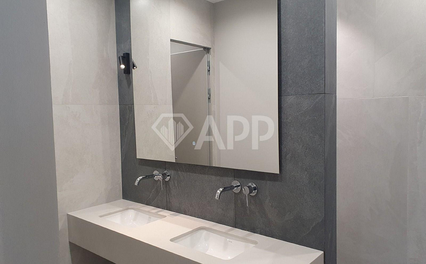 Сдам офисное помещение, 271 м² фото