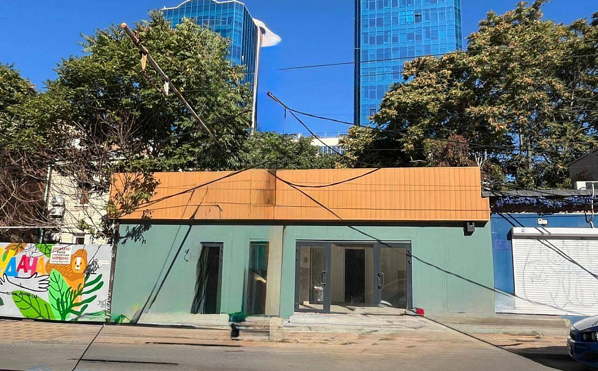 Помещение. Земля. Центр. Строительство фото