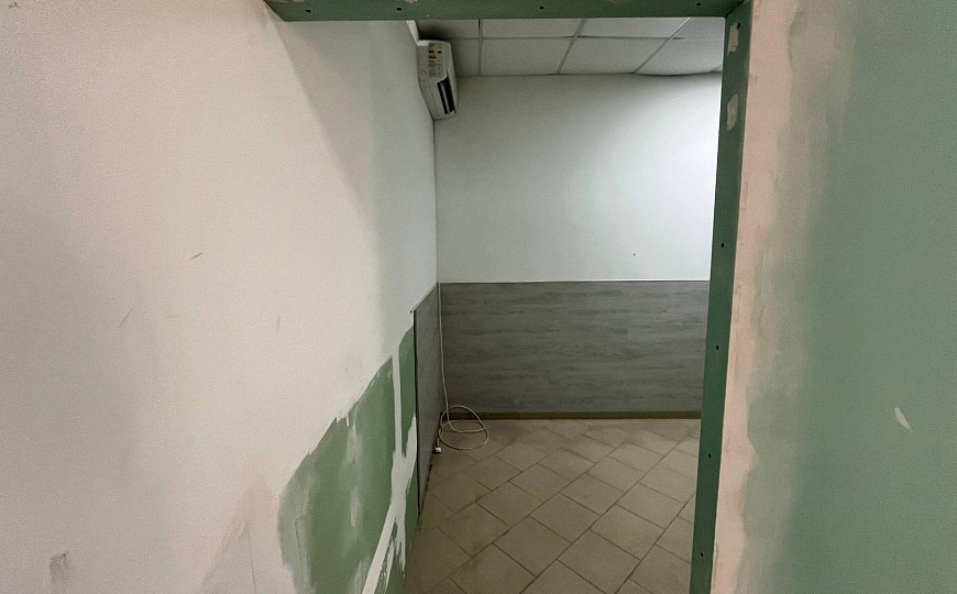 Помещение. Земля. Центр. Строительство фото