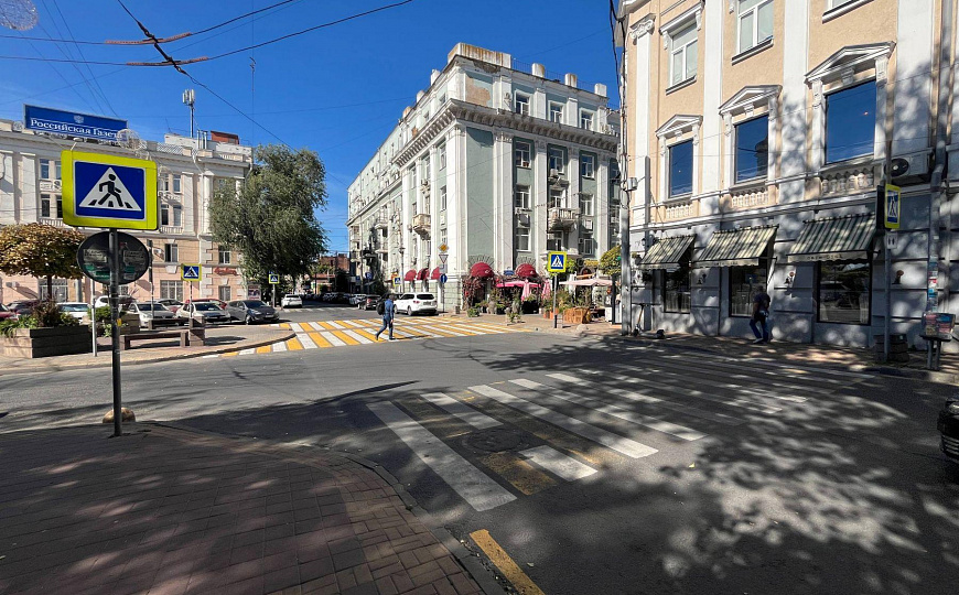 Помещение. Центр. Трафик. Пешеходная. 124. Подвал фото