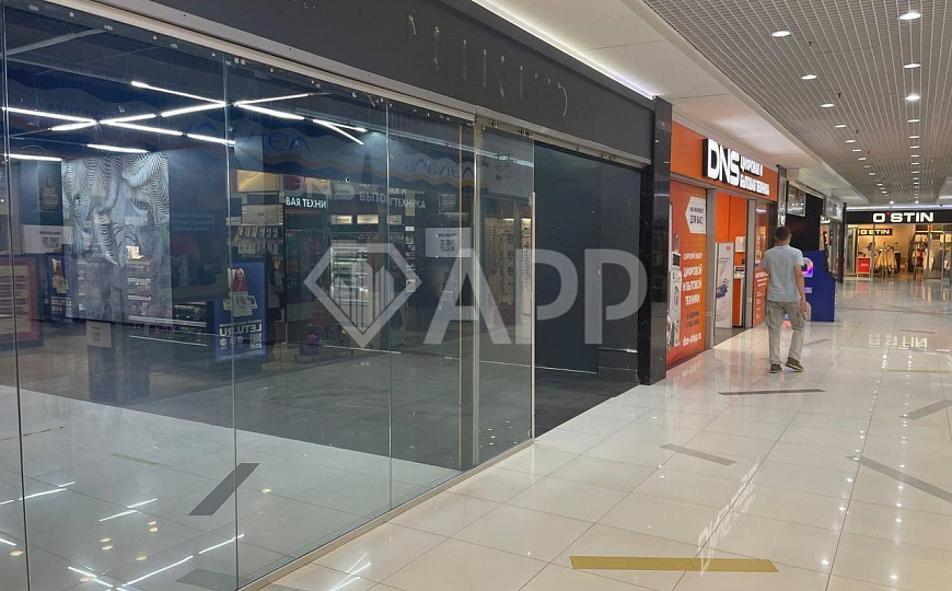 Торговая площадь 350 м² в ТЦ «Гренада» (г. Люберцы, 3 км от МКАД) фото