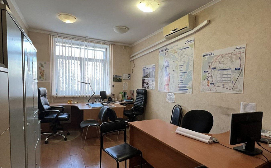 Офис 127 м² с кабинетной нарезкой  фото