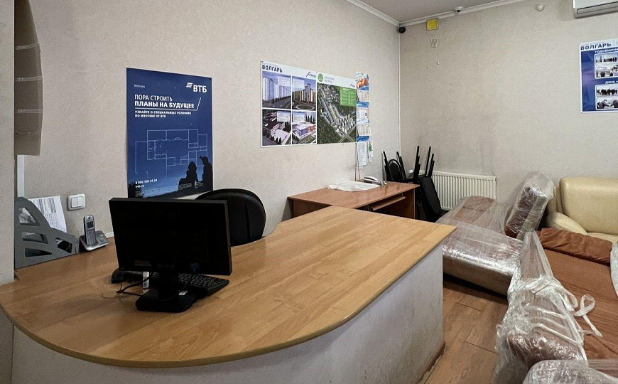 Офис 127 м² с кабинетной нарезкой  фото