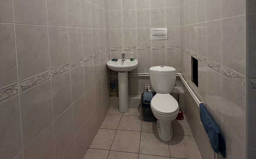 Офис 127 м² с кабинетной нарезкой  фото