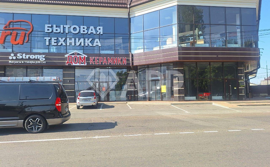 Сдам торговое помещение, 400 м² до 1560м² фото