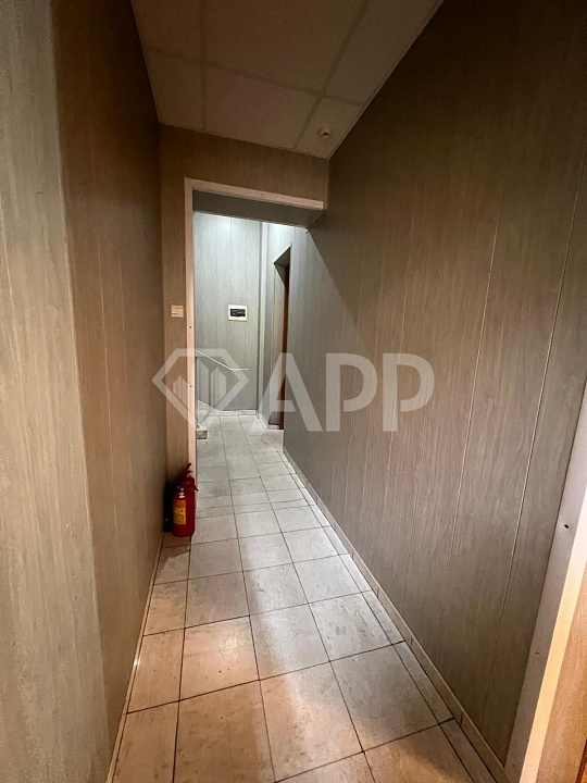 Сдам помещение свободного назначения, 112,8 м². От 8 м², 65 м², 32.8 м² фото