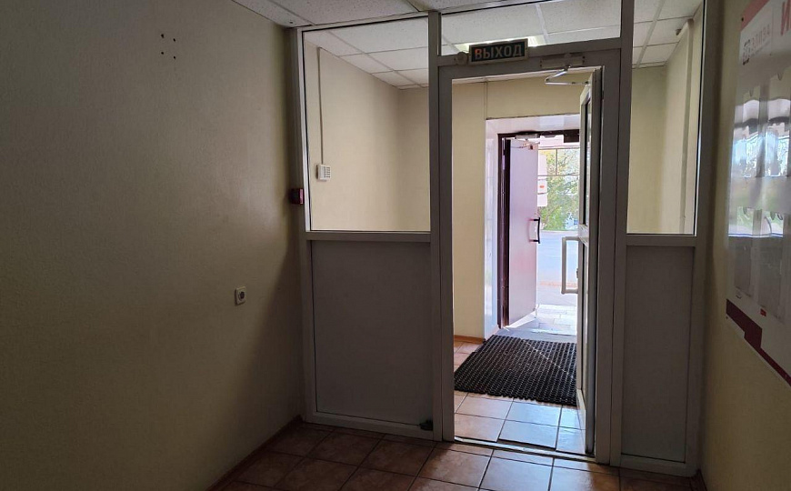 Помещение свободного назначения с арендаторами на ул. Горького фото