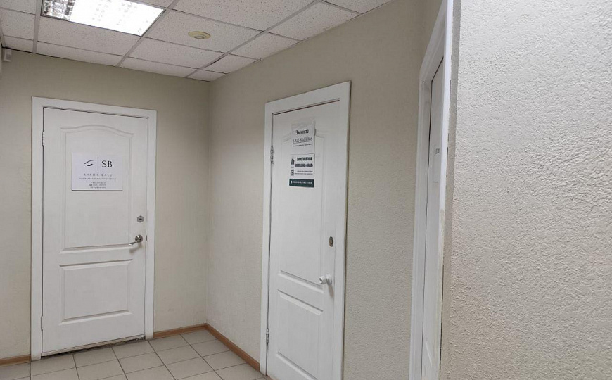 Помещение свободного назначения с арендаторами на ул. Горького фото