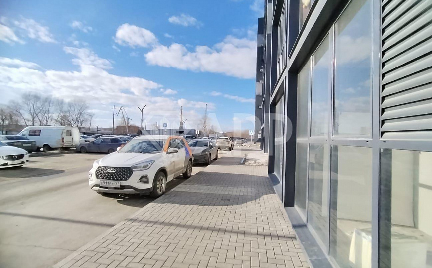 Продаю торговое, офисное помещение на Портовой  фото