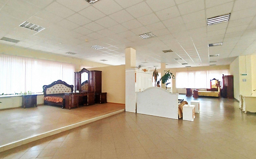 Сдам отдельно стоящее здание, 328 м² фото