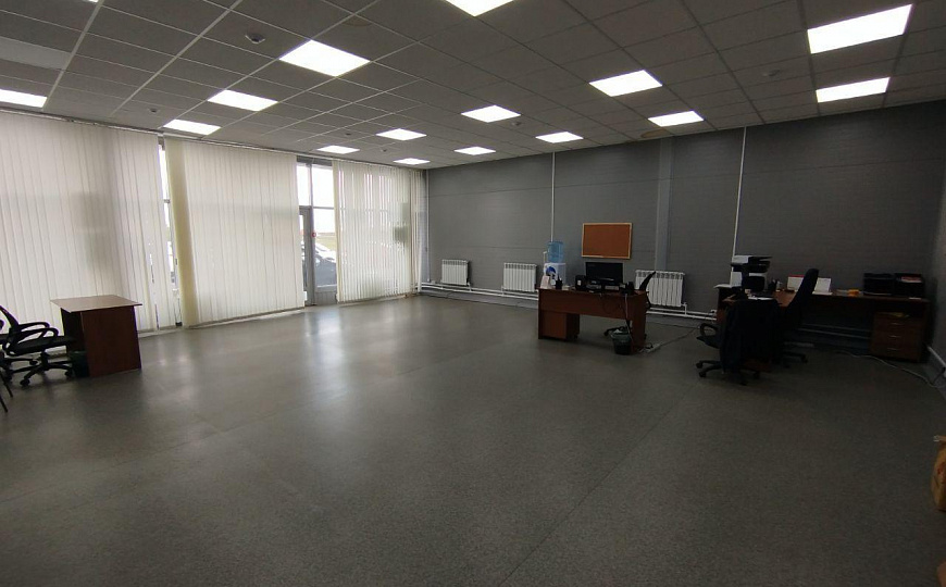 Сдаётся торгово-складское помещение с офисами, 1400кв фото