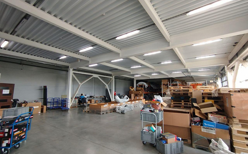 Сдаётся торгово-складское помещение с офисами, 1400кв фото