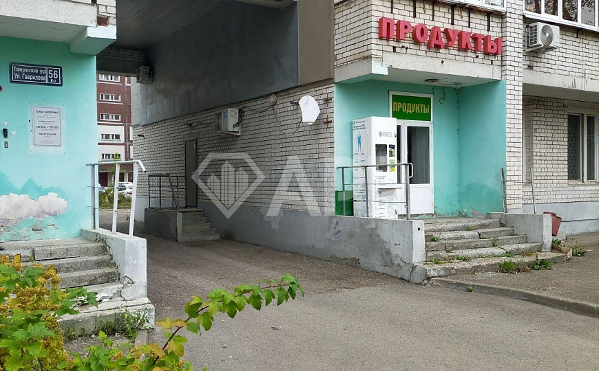 Сдаю 107м² на первом этаже первой линии фото