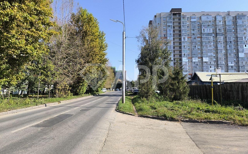 Сдаю 346м² в спальном районе, на трафике! фото
