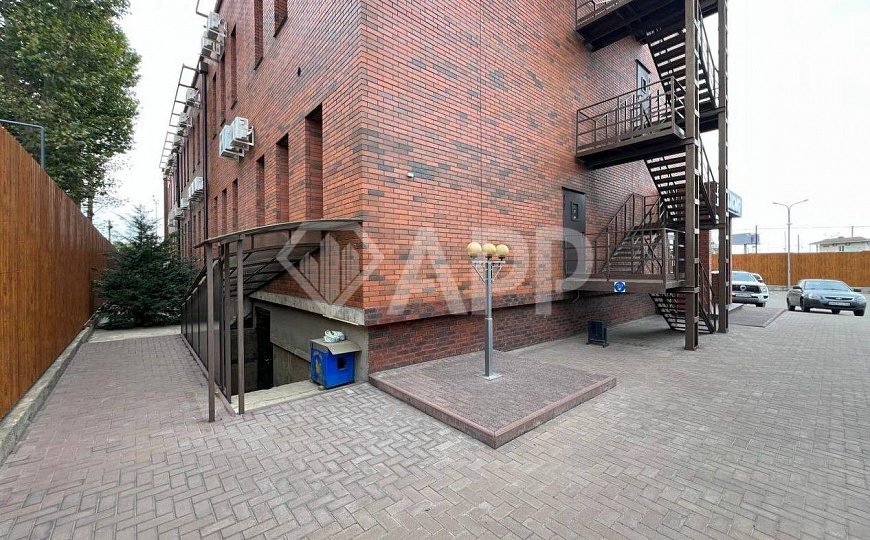 Сдаю помещение свободного назначения, 360 м² фото