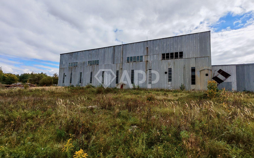 Продам производственное здание 10 000 кв.м. фото