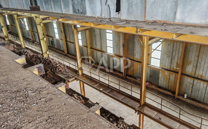 Продам производственное здание 10 000 кв.м. фото