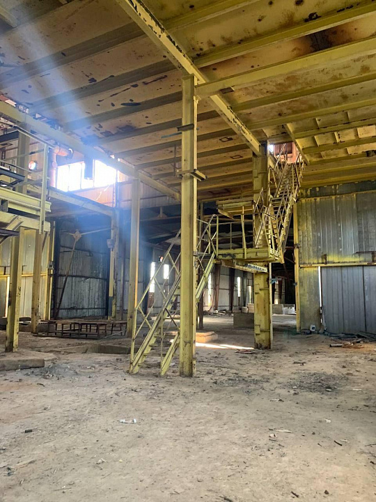 Продается производственное помещение 10000м2 фото