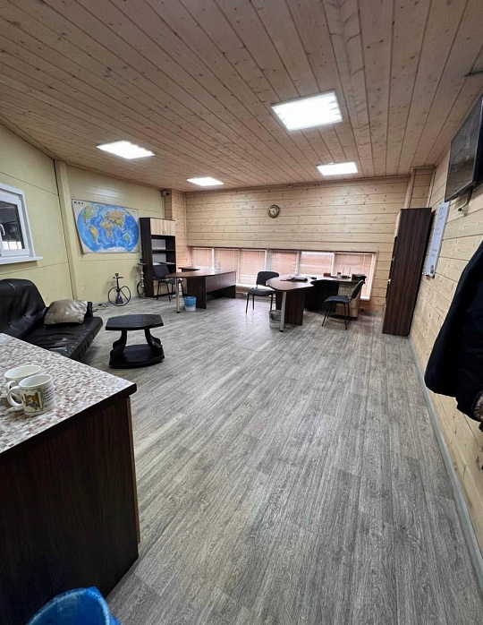  Производственная база 430 м² фото