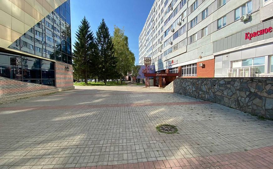 Продается помещение свободного назначения фото