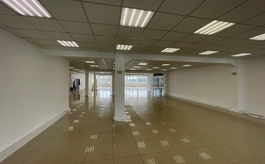 Сдам помещение свободного назначения, 1 359,4 м² фото