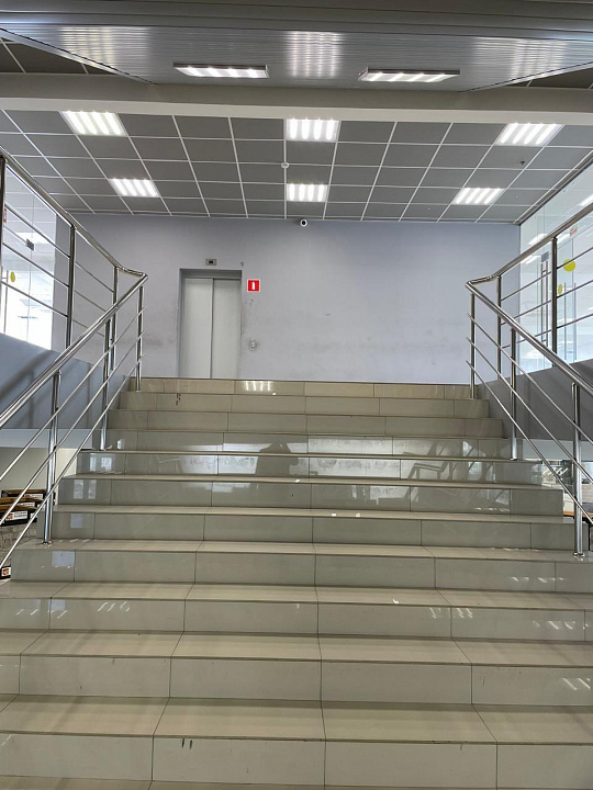 Сдам помещение свободного назначения, 1 359,4 м² фото