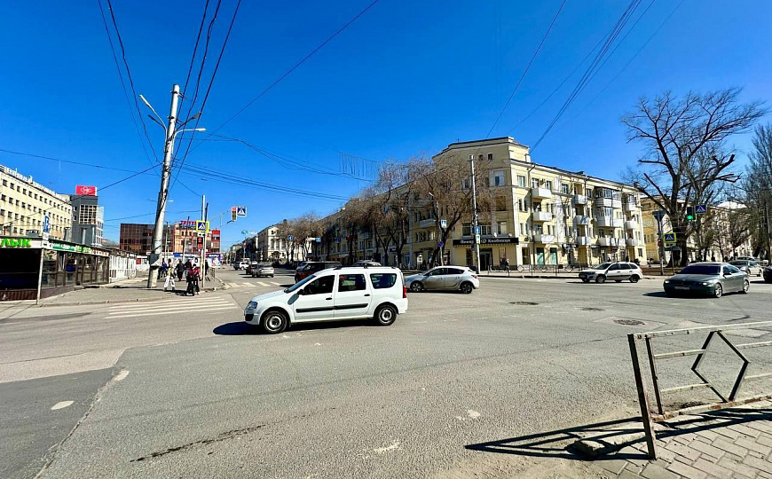 125 м2 на 1 линии ул.Спортивной фото