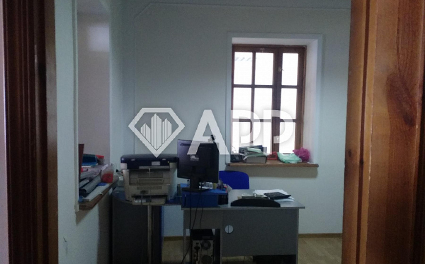 Сдам торговое помещение, 208 м² фото