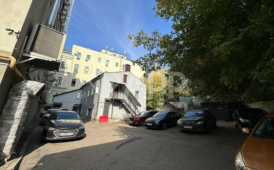 Продажа помещения свободного назначения 471м2 в центре города фото