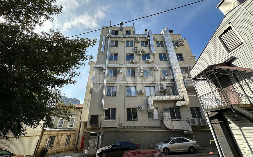 Продажа помещения свободного назначения 471м2 в центре города фото