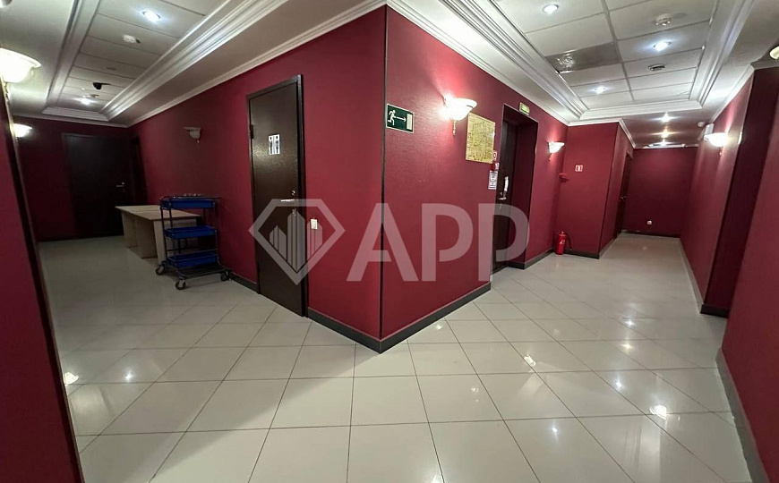 Продажа помещения свободного назначения 471м2 в центре города фото