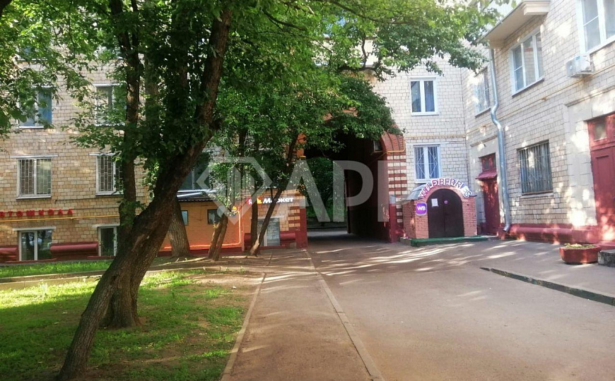 Помещение свободного назначения 246 кв.м. фото