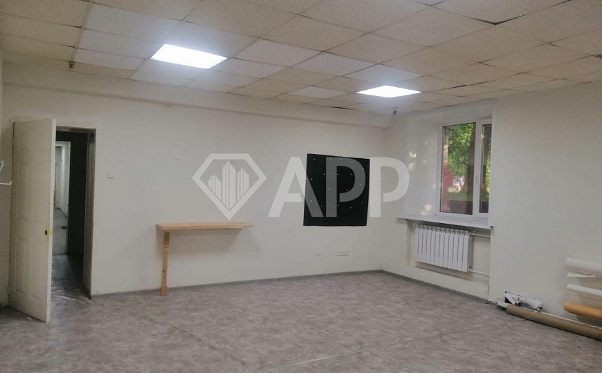 Помещение свободного назначения 246 кв.м. фото