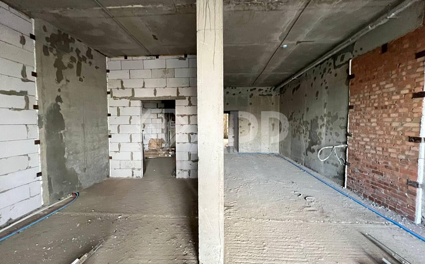 Продаю торговое помещение, 164,3 м² фото