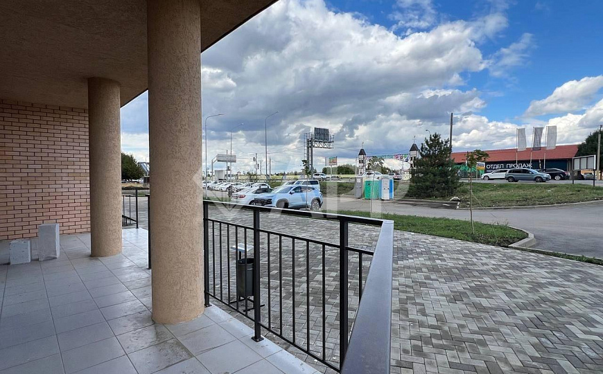 Продаю торговое помещение, 164,3 м² фото