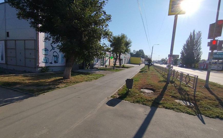 Помещение свободного назначения напротив центрального парка фото