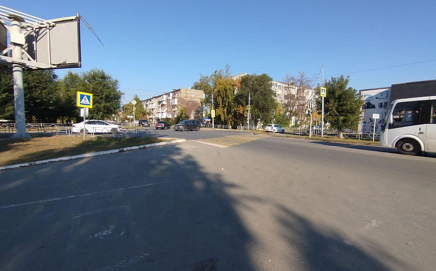 Помещение свободного назначения напротив центрального парка фото