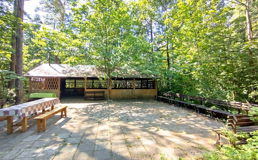 Продаётся база отдыха с выходом на Каму, 8га земли фото