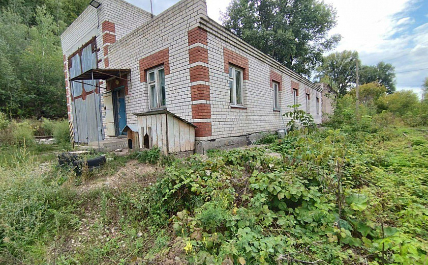 Складской имущественный комплекс с ЗУ 60 соток подъездными ж/д путями, 650 м² фото